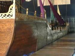 Pirates Set Construction