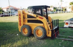Front end loader